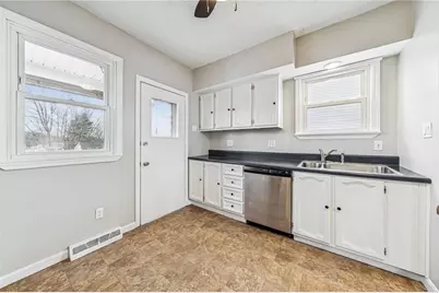 524 Frances St, Ellwood City, PA 16117 - Photo 9