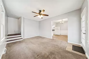 524 Frances St, Ellwood City, PA 16117 - Photo 3