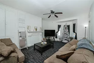 916 E Main St, Rural Valley Boro, PA 16249 - Photo 7