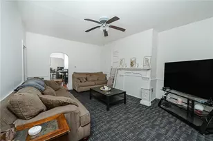 916 E Main St, Rural Valley Boro, PA 16249 - Photo 9