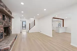 3953 Dowling, Wilkins Township, PA 15221 - Photo 3