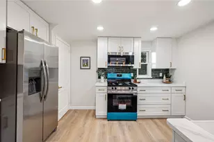 3953 Dowling, Wilkins Township, PA 15221 - Photo 17