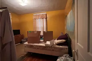 423 Spring Ave, Ellwood City, PA 16117 - Photo 5