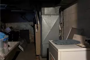 423 Spring Ave, Ellwood City, PA 16117 - Photo 9