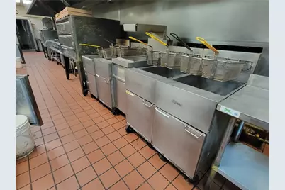 5920 Steubenville Pike, Robinson Twp, PA 15136 - Photo 19