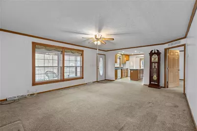 4601 Wildwood Sample Rd, Hampton, PA 15101 - Photo 11