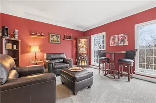 1043 Victoria Pl, Richland, PA 15044 - Photo 7