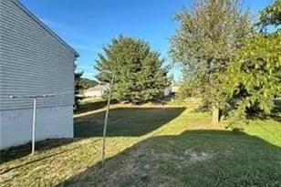 317 Washington Ave, Brownsville, PA 15417 - Photo 3