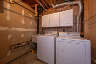 410 Anna Marie Dr, Cranberry Township, PA 16066 - Photo 25