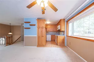 410 Anna Marie Dr, Cranberry Township, PA 16066 - Photo 5