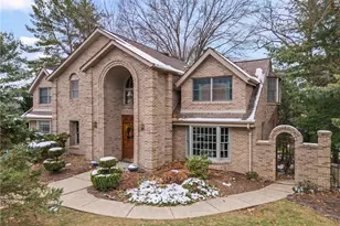 205 King Richard, Peters Township, PA 15317 - Photo 3