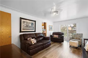 1535 Theresa Ave, South Park, PA 15129 - Photo 5