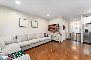 170 Arbor Trail Dr, Robinson Twp, PA 15136 - Photo 9