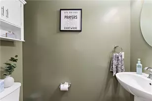 170 Arbor Trail Dr, Robinson Twp, PA 15136 - Photo 11