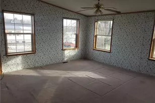 1102 Ross Ave, Manor Township, PA 16226 - Photo 15