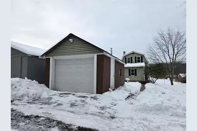 3517 W 3rd Ave, West Mayfield, PA 15010 - Photo 3