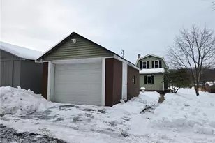 3517 W 3rd Ave, West Mayfield, PA 15010 - Photo 3