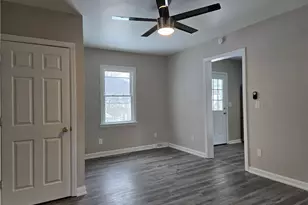 3517 W 3rd Ave, West Mayfield, PA 15010 - Photo 9