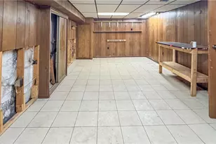 1601 Aurelius St, Pittsburgh, PA 15218 - Photo 15