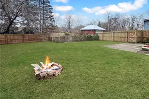 1601 Aurelius St, Pittsburgh, PA 15218 - Photo 5