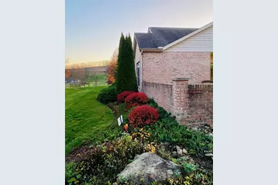 1004 Park Place Ln #1004, Cecil, PA 15317 - Photo 3