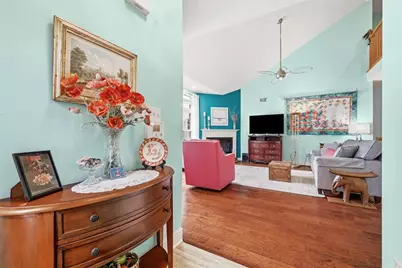 1004 Park Place Ln #1004, Cecil, PA 15317 - Photo 9