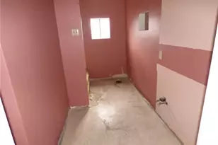 911 Amherst St, Elliott, PA 15220 - Photo 27