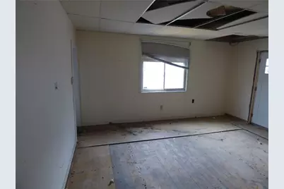 911 Amherst St, Elliott, PA 15220 - Photo 11