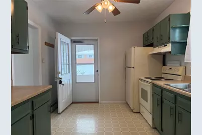 5708 Pontiac Dr, Export, PA 15632 - Photo 5