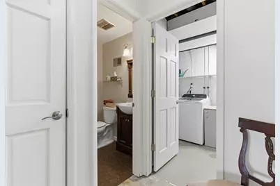 979 Cork Dr, Bethel Park, PA 15102 - Photo 9