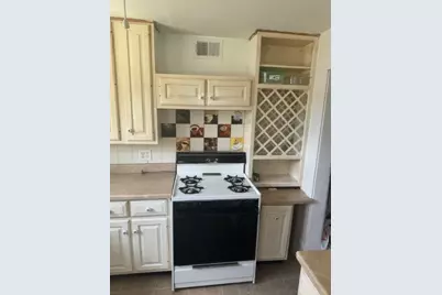 214 5th Ave, New Kensington, PA 15068 - Photo 5