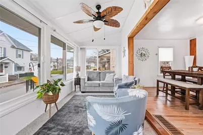 16 S 9th St, Sharpsville, PA 16150 - Photo 3