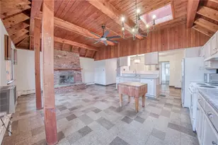 2294 Clearvue Rd, Pittsburgh, PA 15237 - Photo 7