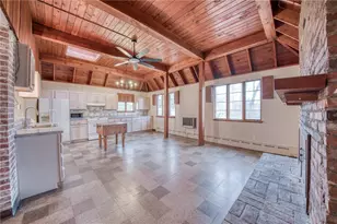 2294 Clearvue Rd, Pittsburgh, PA 15237 - Photo 5