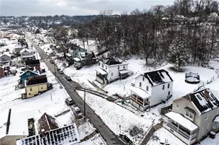 325 E Grant St, Houston, PA 15342 - Photo 5