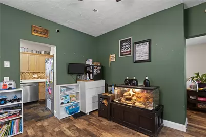 325 E Grant St, Houston, PA 15342 - Photo 19