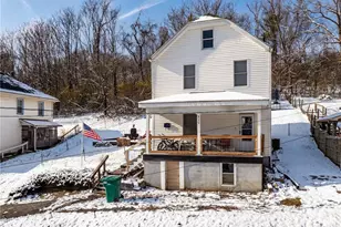 325 E Grant St, Houston, PA 15342 - Photo 29