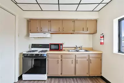 751 Chartiers Ave, McKees Rocks, PA 15136 - Photo 5