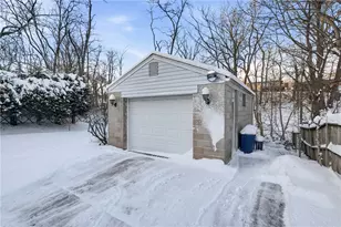 494 Barbara Dr, Pittsburgh, PA 15227 - Photo 33