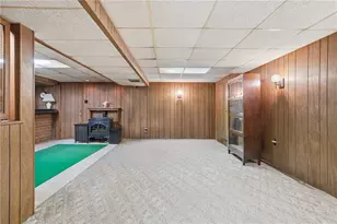 494 Barbara Dr, Pittsburgh, PA 15227 - Photo 21