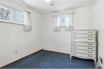 494 Barbara Dr, Pittsburgh, PA 15227 - Photo 11