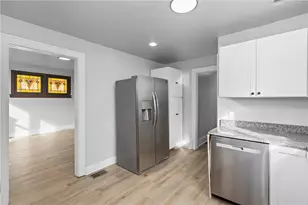 2929 Middletown Rd, Pittsburgh, PA 15204 - Photo 15