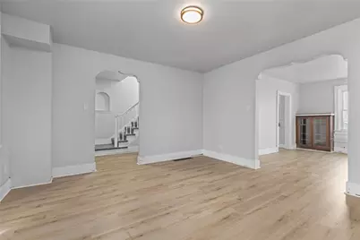 2929 Middletown Rd, Pittsburgh, PA 15204 - Photo 9