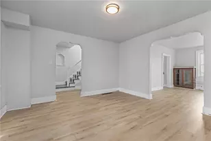 2929 Middletown Rd, Pittsburgh, PA 15204 - Photo 9