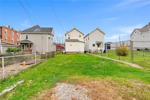 1412 4th Ave, Coraopolis, PA 15108 - Photo 13