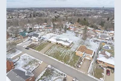 4701 Doverdell Dr, Pittsburgh, PA 15236 - Photo 37