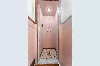 4701 Doverdell Dr, Pittsburgh, PA 15236 - Photo 13