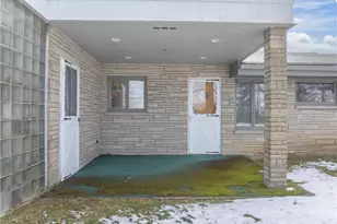 4701 Doverdell Dr, Pittsburgh, PA 15236 - Photo 27