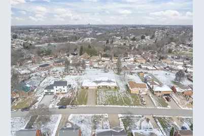 4701 Doverdell Dr, Pittsburgh, PA 15236 - Photo 35