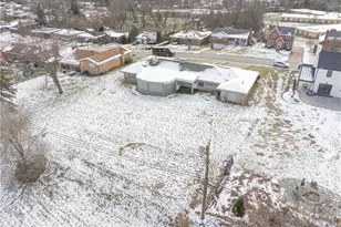 4701 Doverdell Dr, Pittsburgh, PA 15236 - Photo 41